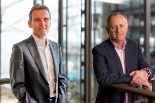 Thierry Léger, directeur général (CEO) du groupe SCOR - John Neal, CEO du Lloyd’s de Londres