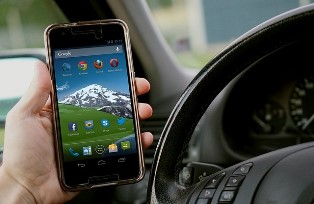 smartphones while driving