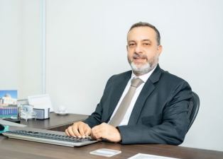 Roumel Tabaja - Directeur général (CEO) Oman Re