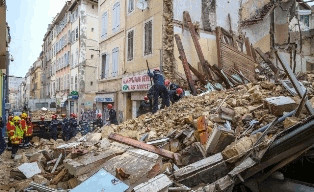 Three buildings collapse in Marseille